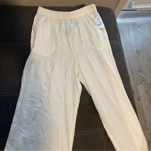 Volcom woman’s beach pants